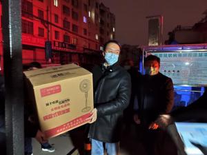 宛城区委常委、副区长陈明远看望慰问仲景街道坚守疫情防控一线人员